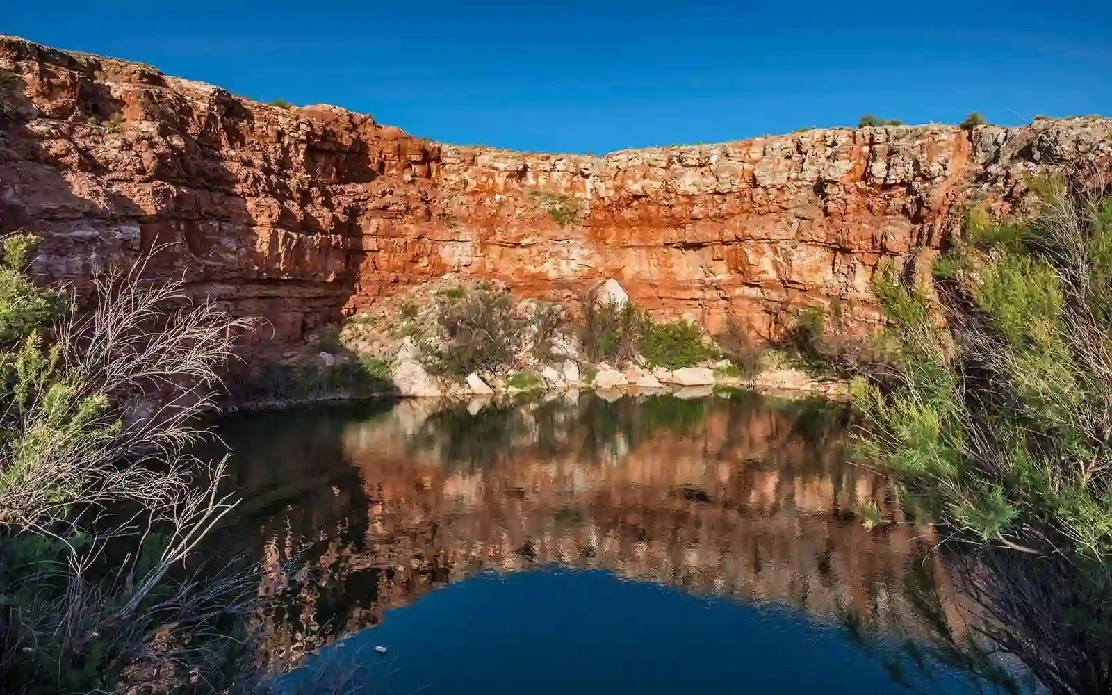 Bottomless Lakes State Park