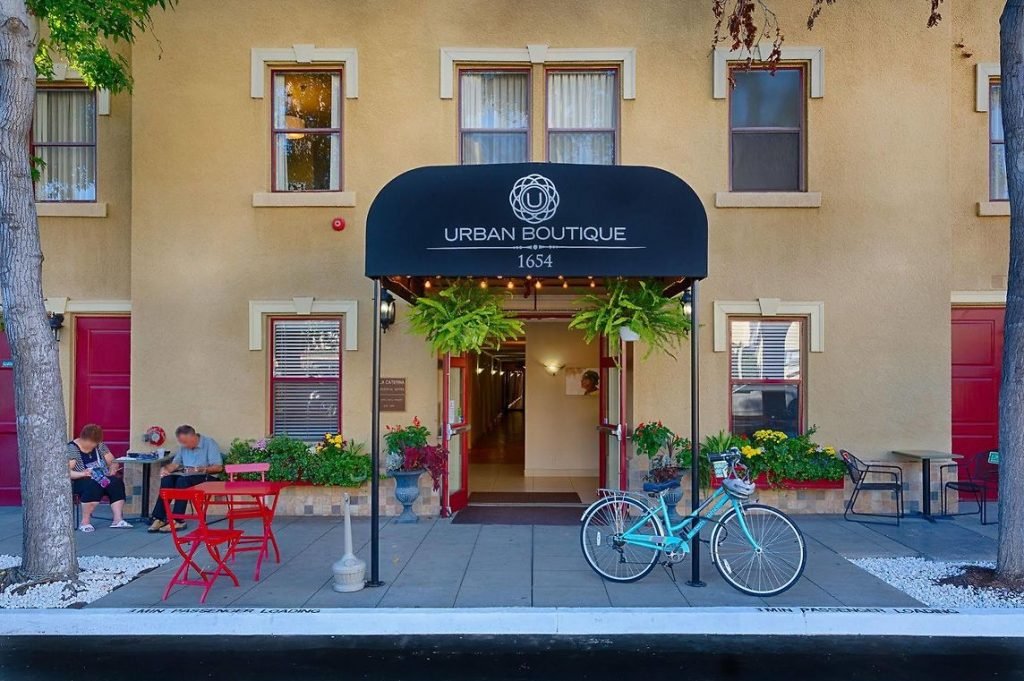 Urban Boutique Hotel