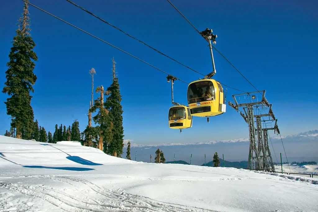 Serene Shikara Rides in Kashmir